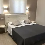 Giulia فندق مبيت وإفطار تاورمينا