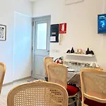Giulia Bed and Breakfast 4*