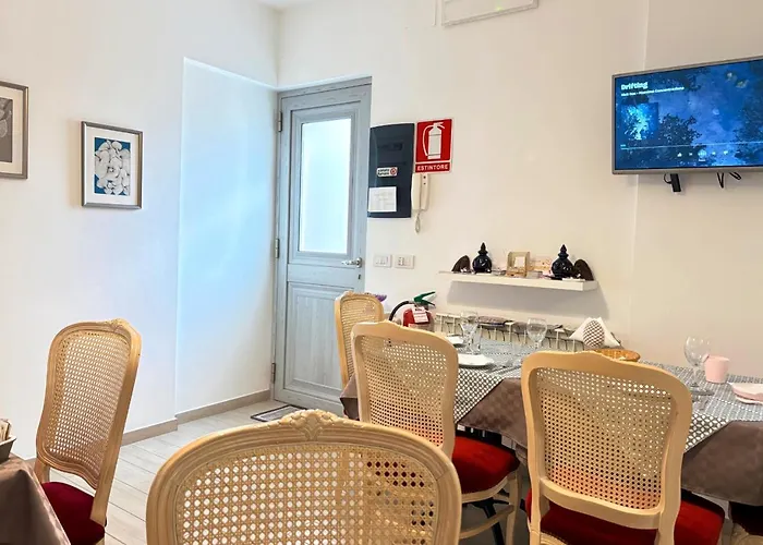 Giulia Bed & Breakfast 4*