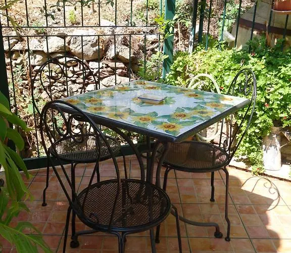 Giulia Bed & Breakfast 3*